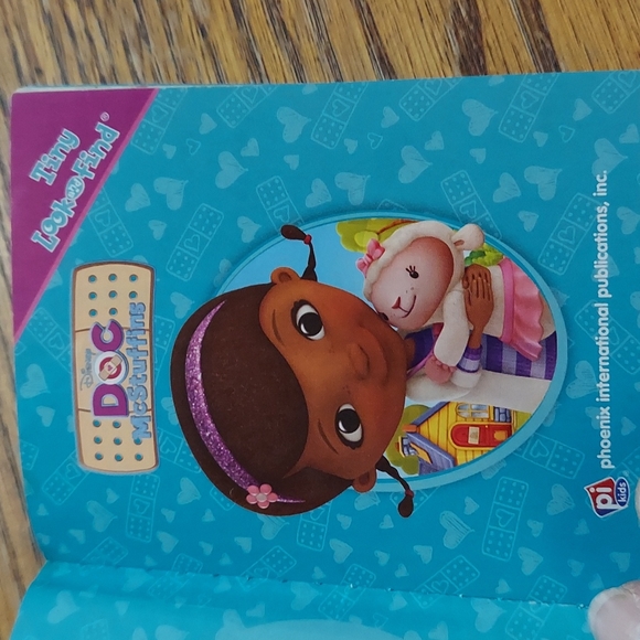 Disney Doc McStuffins Tiny Look & Find Book - Picture 5 of 12